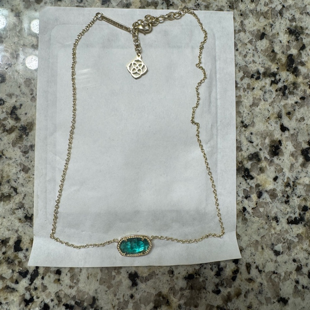 Kendra Scott Gold necklace